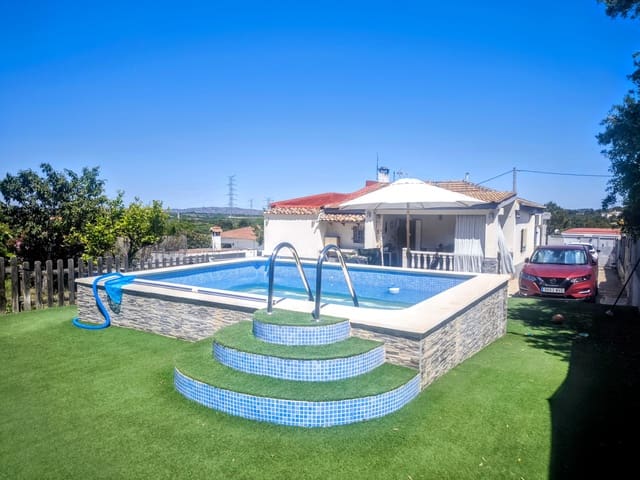 3 soveværelse Villa til salg i Turís med swimmingpool - € 242.000 (Ref: 9864732)