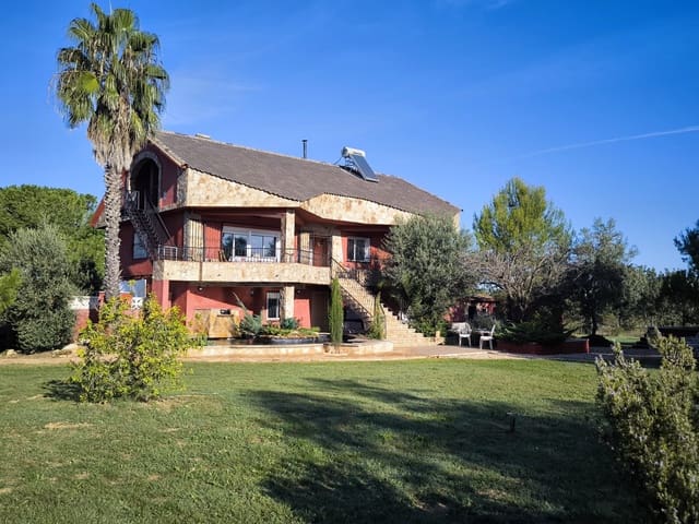 6 soveværelse Villa til salg i Montserrat med swimmingpool garage - € 595.000 (Ref: 9868295)
