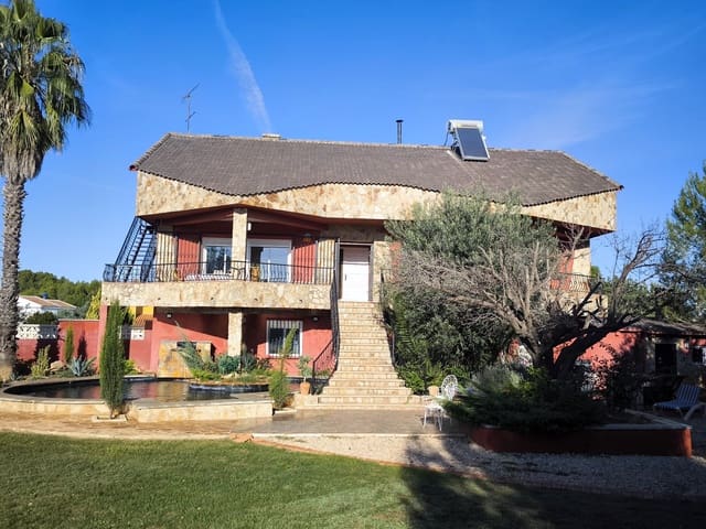 6 soveværelse Villa til salg i Montserrat med swimmingpool garage - € 595.000 (Ref: 9868295)