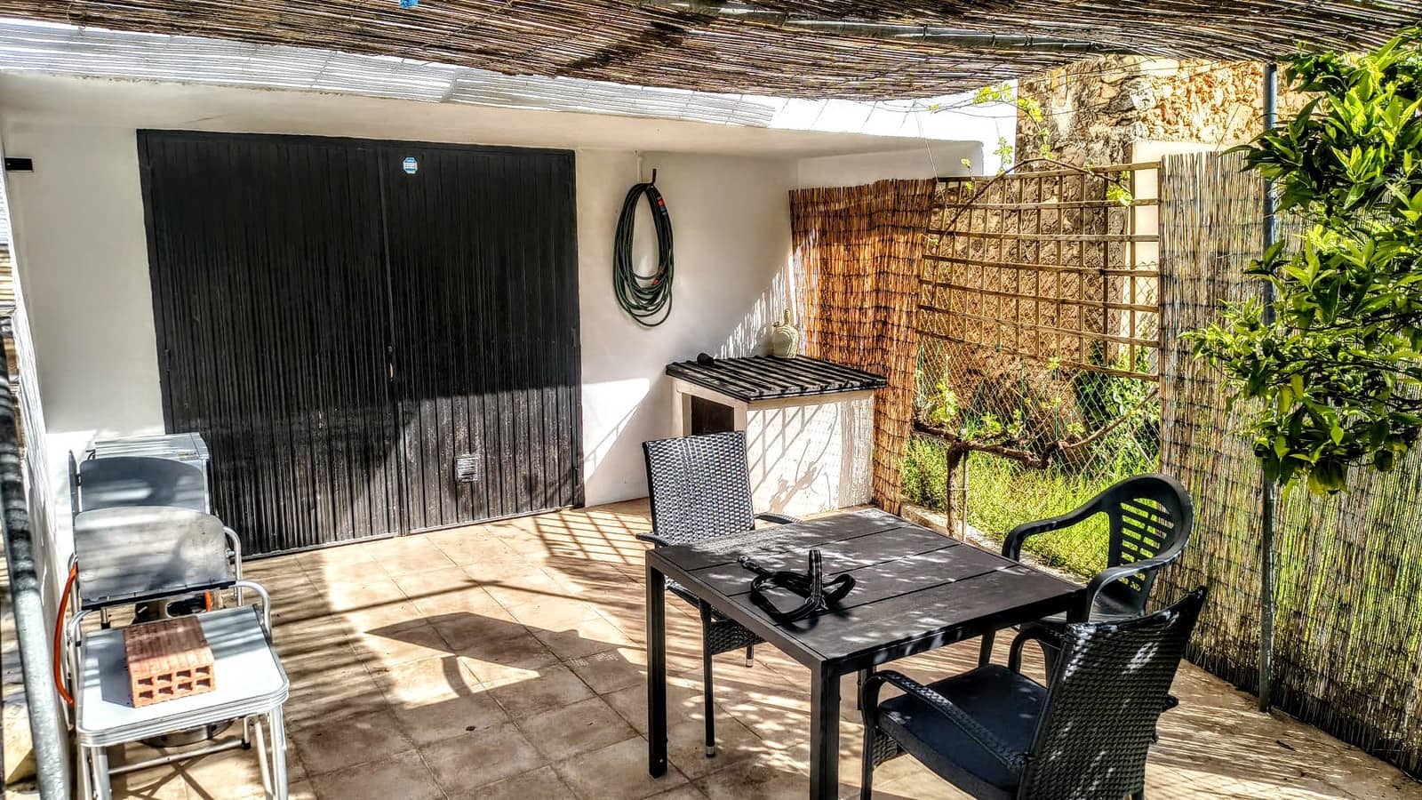 Chalet de 3 habitaciones en Pla de Corrals en venta con piscina - 142.000 € (Ref: 9868297)