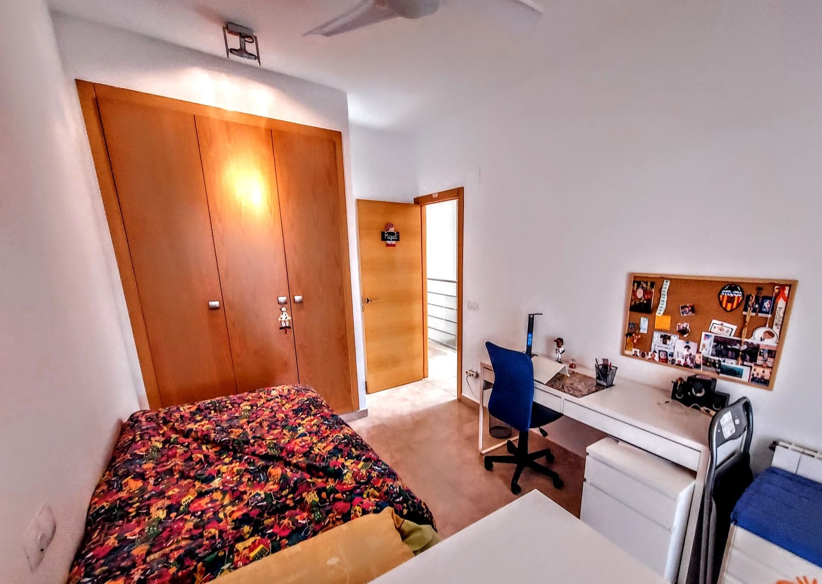 4 slaapkamer Villa te koop in La Pobla de Vallbona met zwembad - € 510.000 (Ref: 9880657)