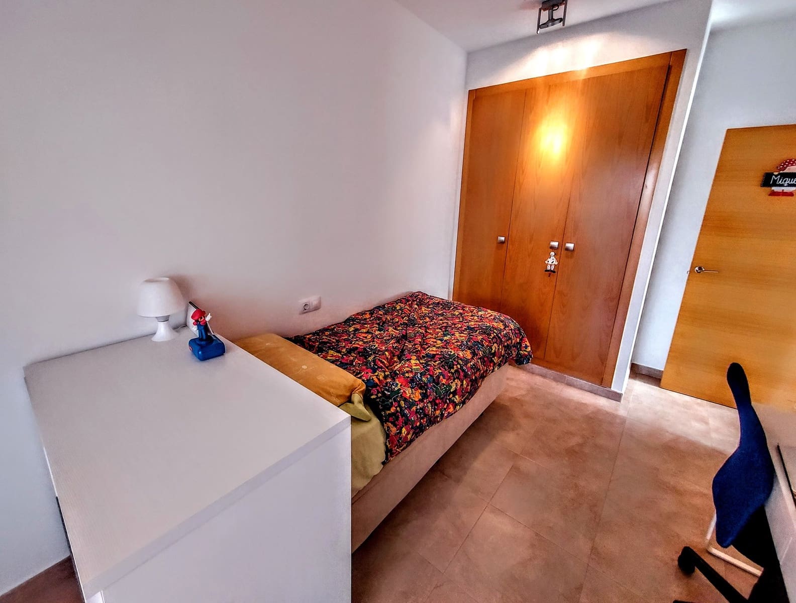 4 slaapkamer Villa te koop in La Pobla de Vallbona met zwembad - € 510.000 (Ref: 9880657)