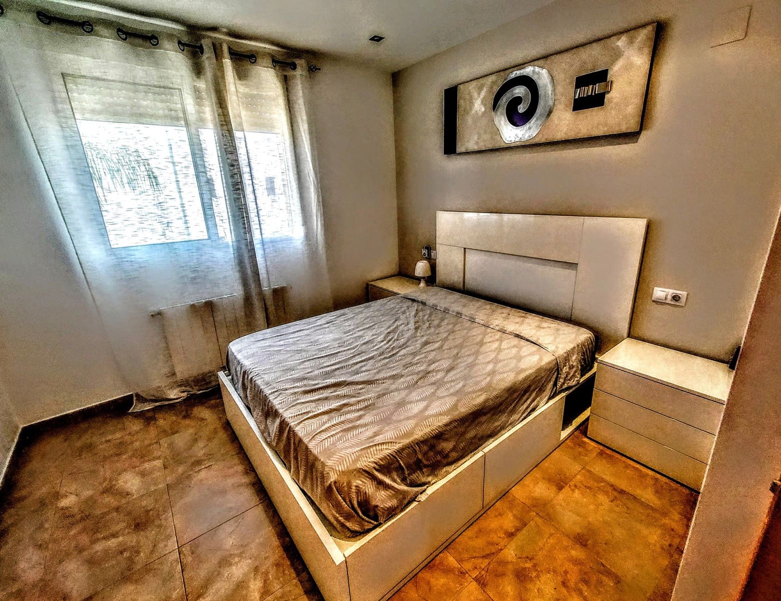 4 slaapkamer Villa te koop in La Pobla de Vallbona met zwembad - € 510.000 (Ref: 9880657)