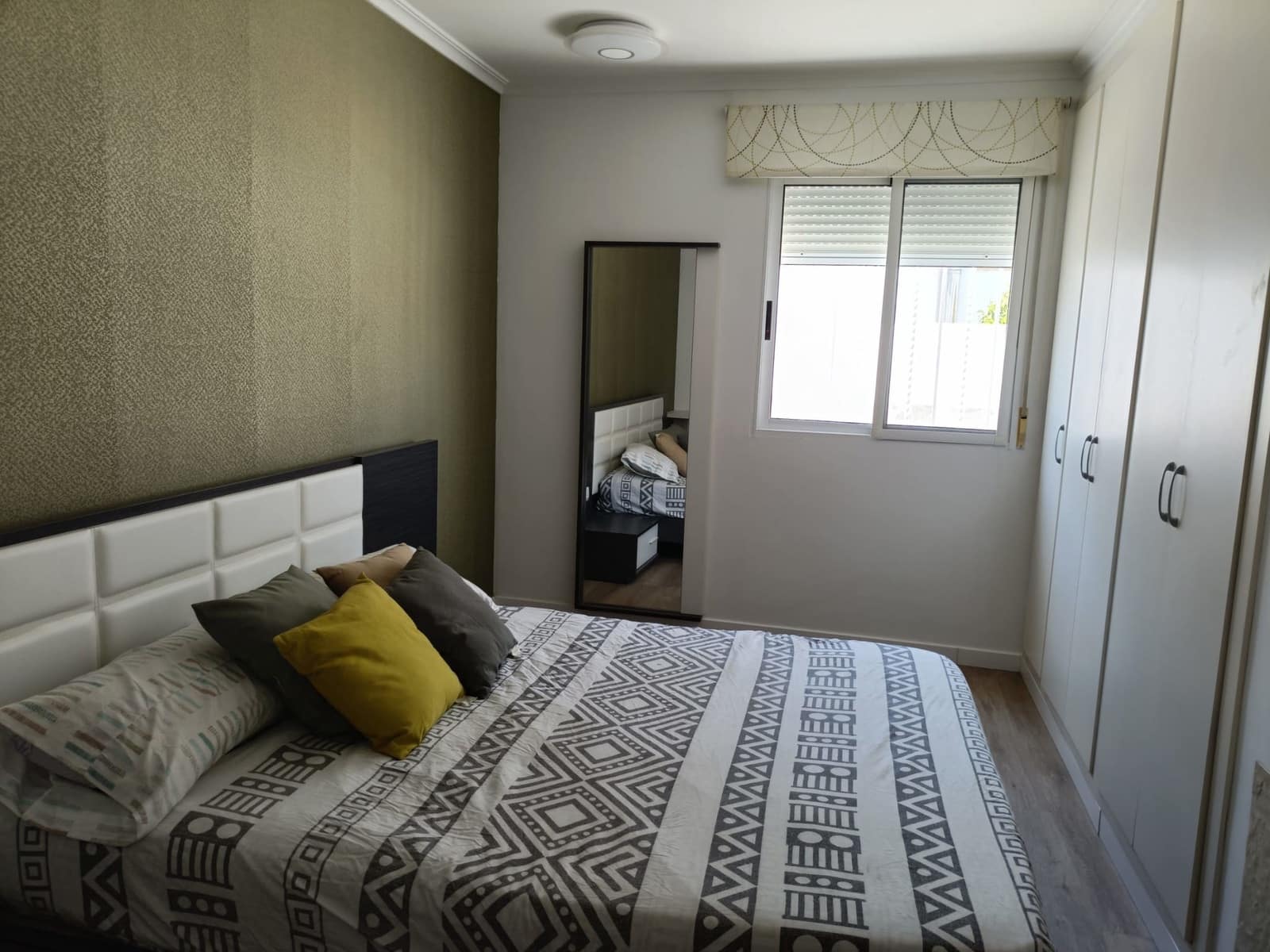 7 sypialnia Willa na sprzedaż w Montserrat - 357 000 € (Ref: 9884198)