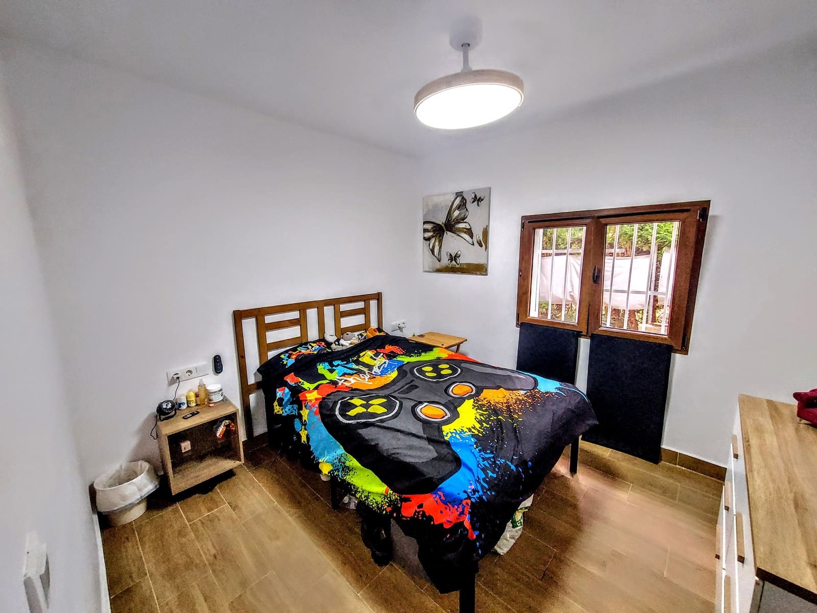 4 bedroom Villa for sale in Montserrat with pool - € 200,000 (Ref: 9889917)