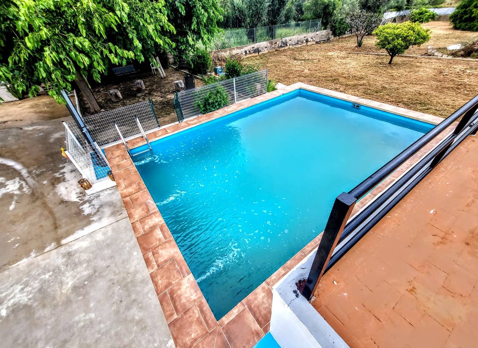 4 bedroom Villa for sale in Montserrat with pool - € 200,000 (Ref: 9889917)