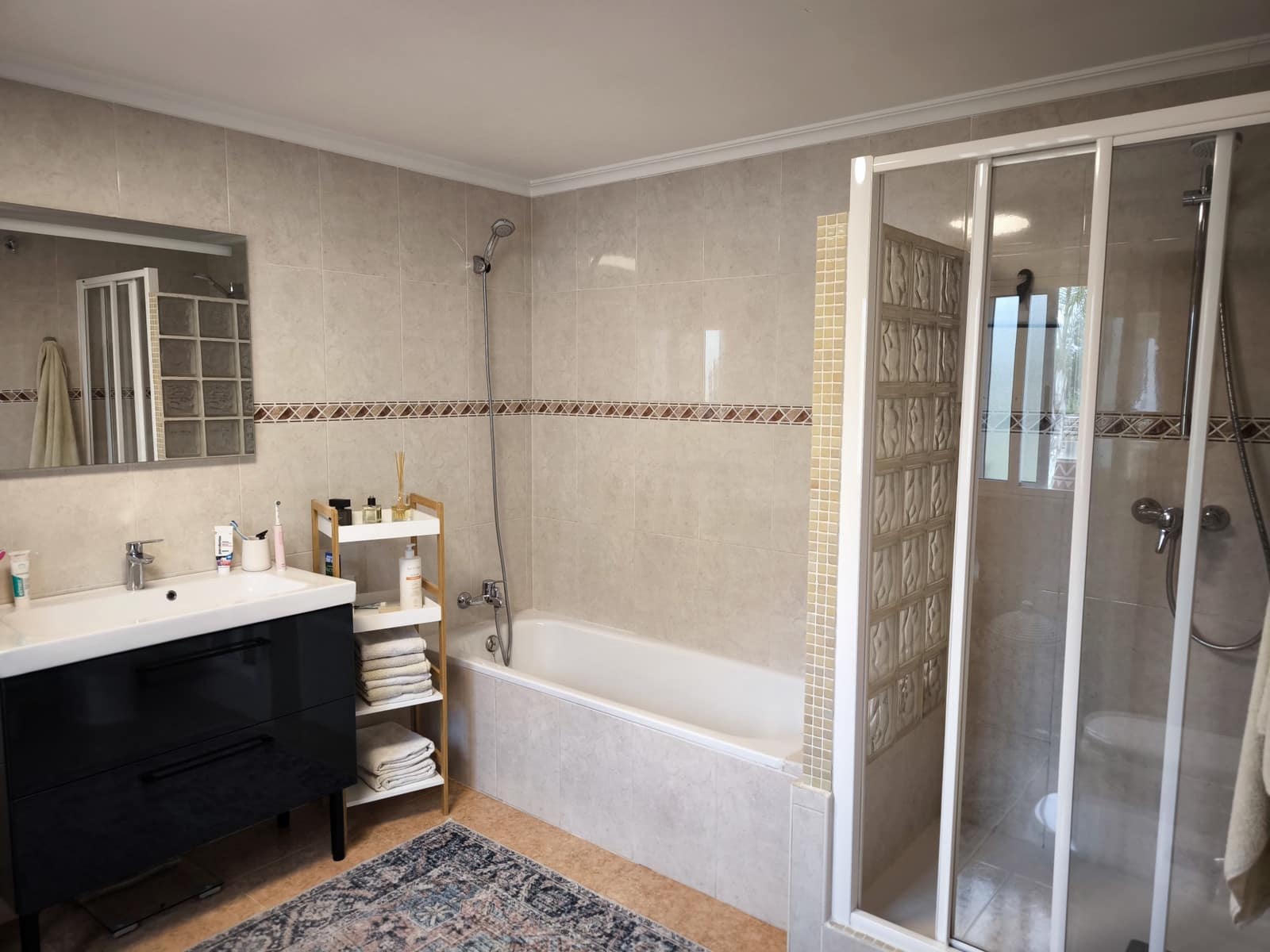 3 bedroom Villa for sale in Montroy with pool - € 289,000 (Ref: 9893808)