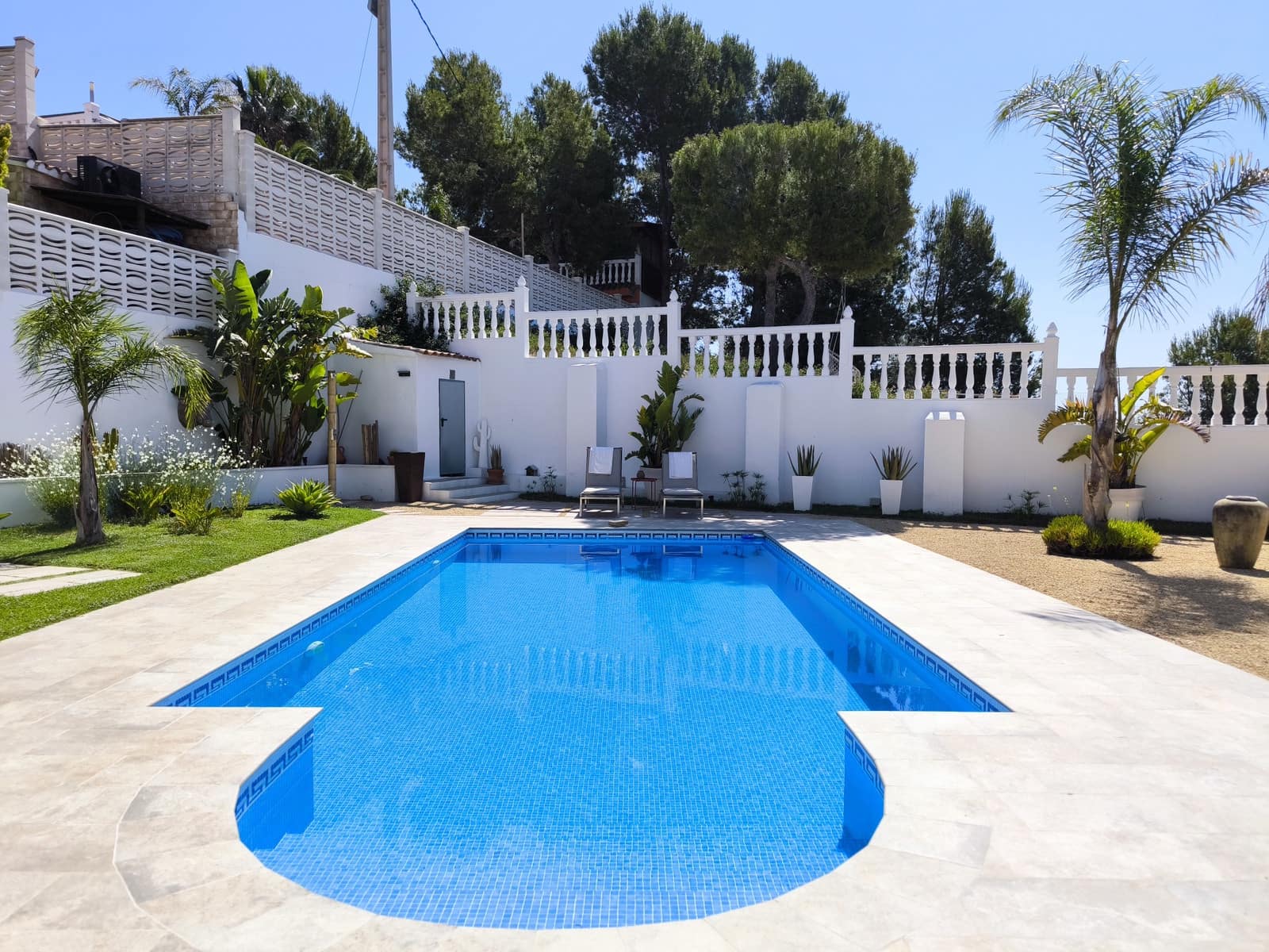 3 bedroom Villa for sale in Montroy with pool - € 289,000 (Ref: 9893808)