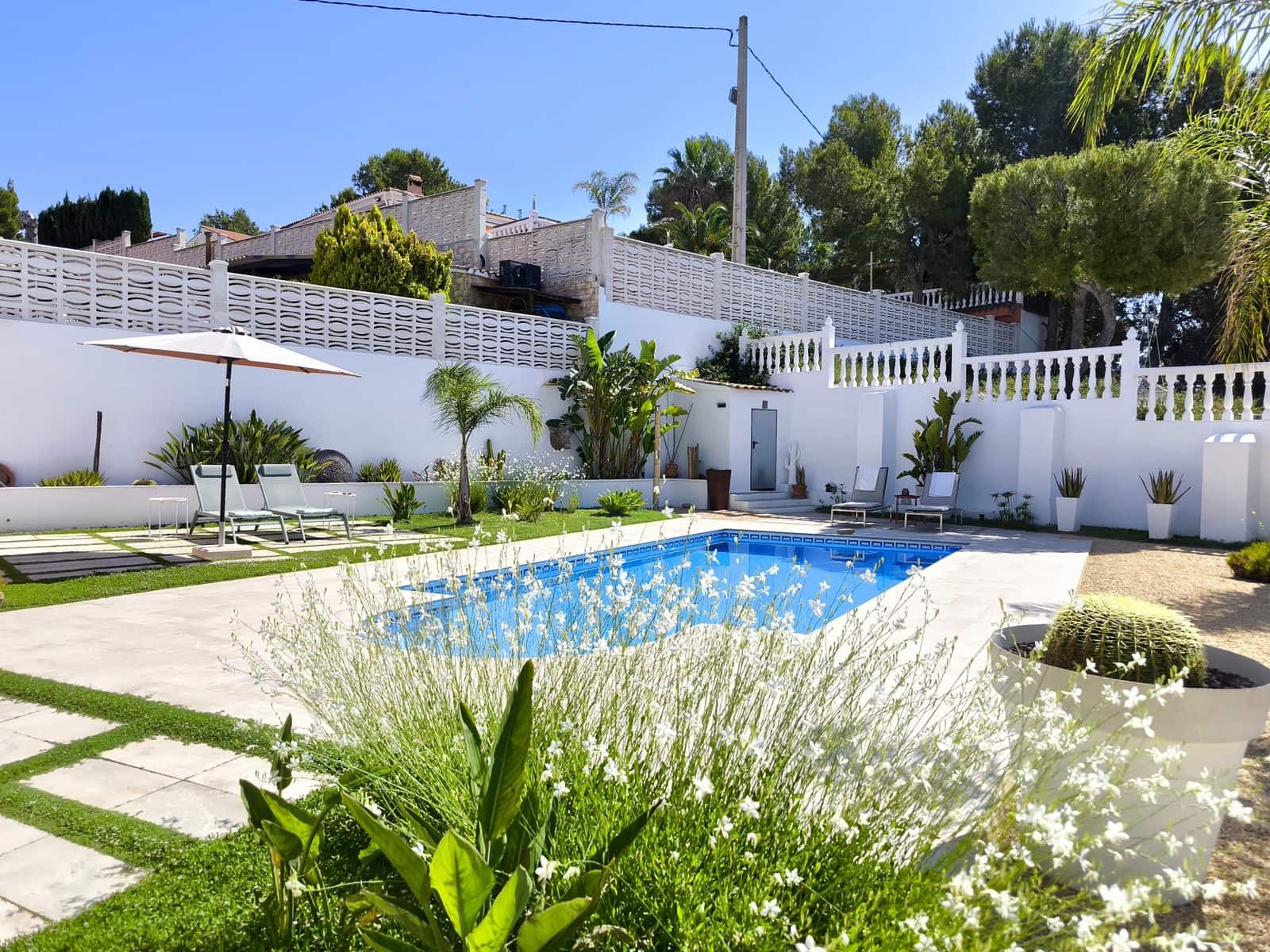 3 bedroom Villa for sale in Montroy with pool - € 289,000 (Ref: 9893808)