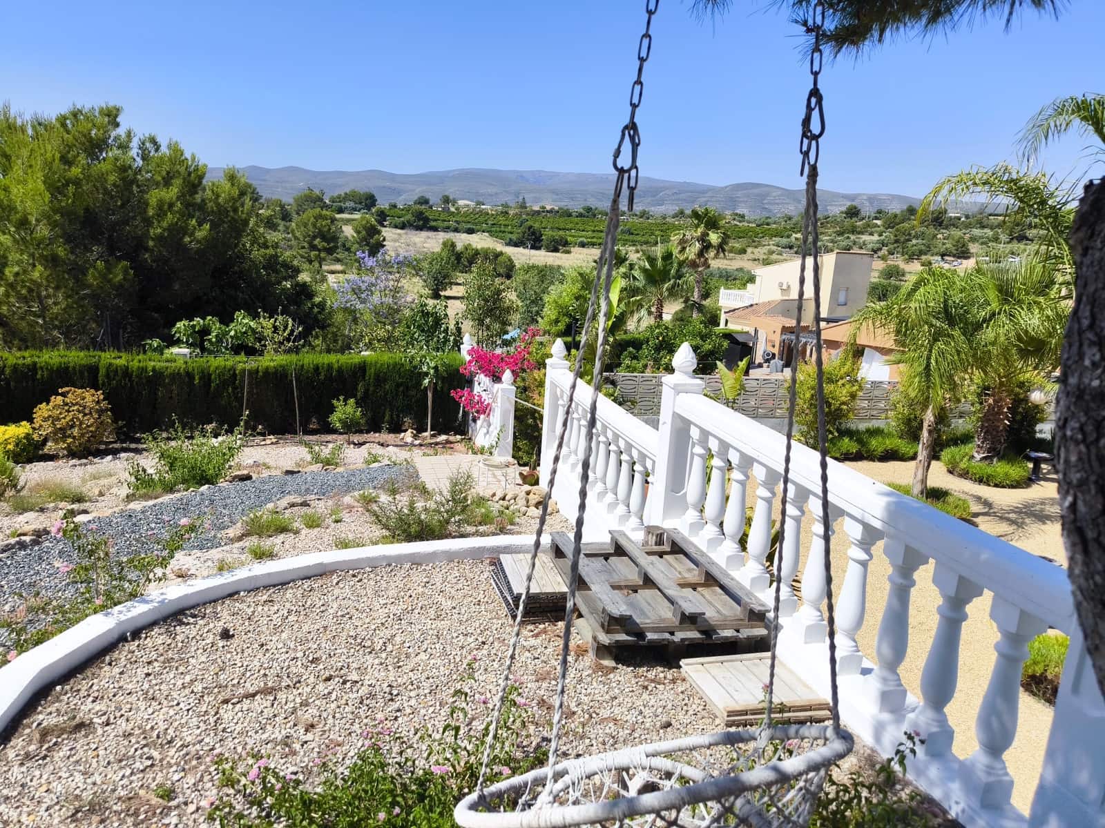 3 bedroom Villa for sale in Montroy with pool - € 289,000 (Ref: 9893808)