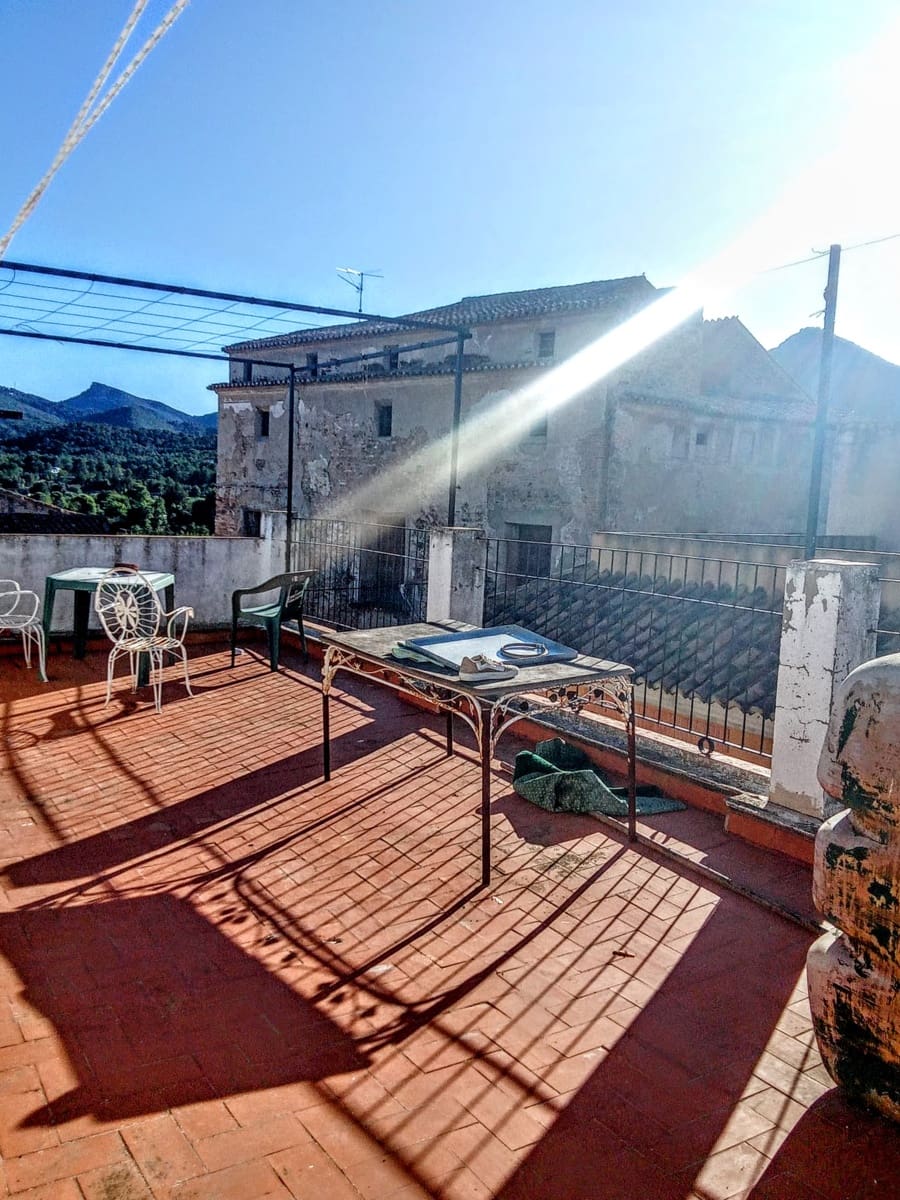 5 bedroom Townhouse for sale in Albalat dels Tarongers - € 249,000 (Ref: 9893809)