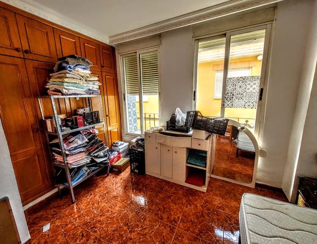5 bedroom Townhouse for sale in Albalat dels Tarongers - € 249,000 (Ref: 9893809)