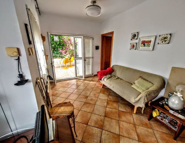 3 makuuhuone Huvila myytävänä paikassa Chiva - 215 000 € (Ref: 9896277)