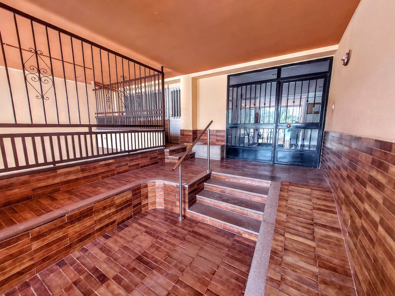 4 bedroom Apartment for sale in Bunol - € 169,000 (Ref: 9896278)