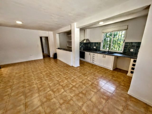 3 slaapkamer Villa te koop in Alzira met zwembad - € 285.000 (Ref: 9903868)