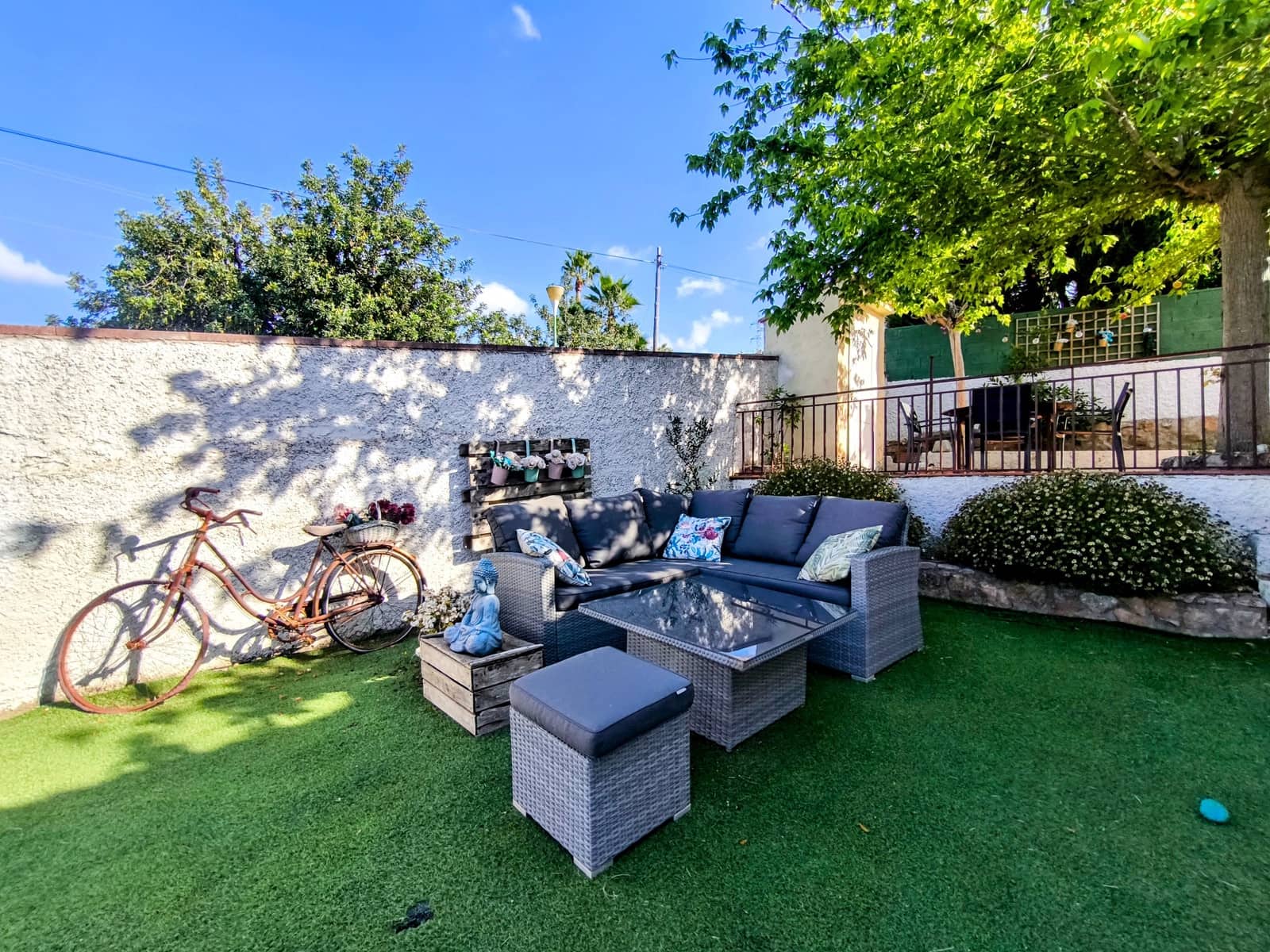 3 bedroom Villa for sale in Chiva with pool - € 279,000 (Ref: 9910102)