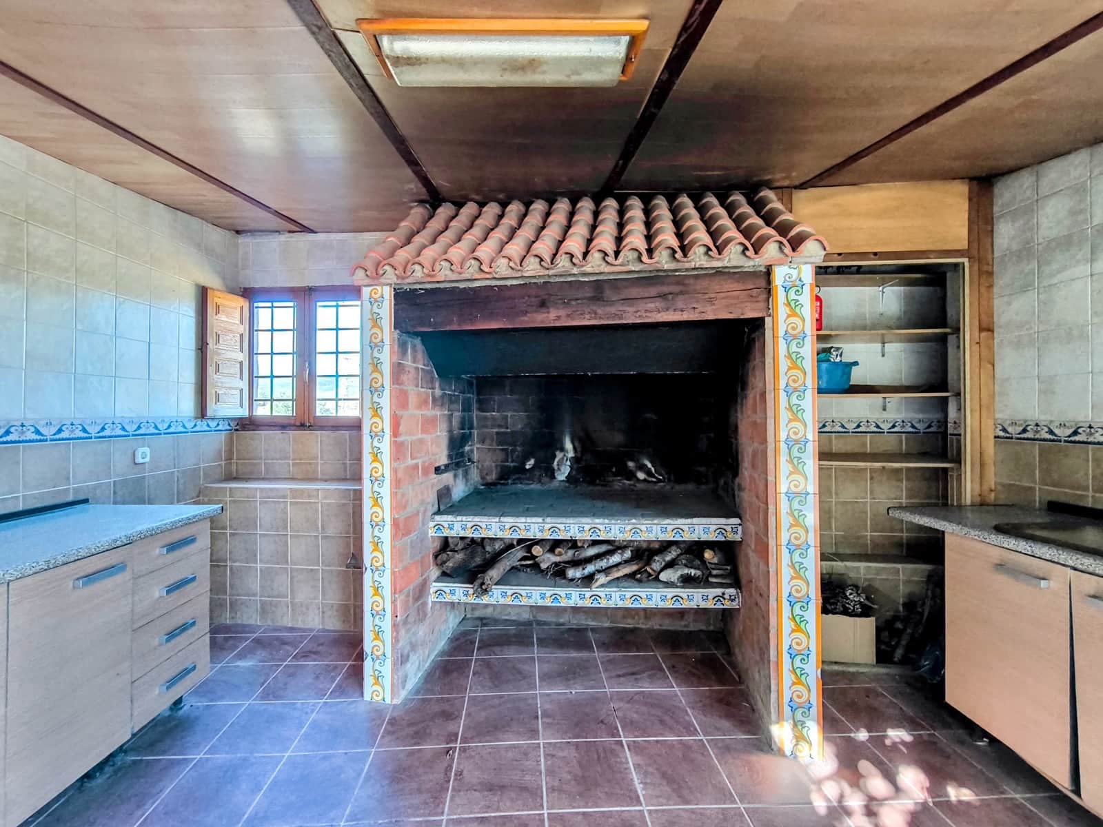 3 makuuhuone Huvila myytävänä paikassa Montroy mukana uima-altaan - 180 000 € (Ref: 9910103)