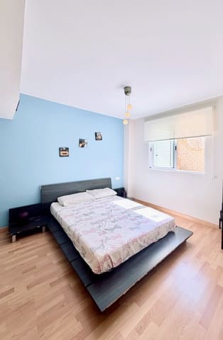 3 soveværelse Villa til salg i Torrent med swimmingpool - € 420.000 (Ref: 9915312)