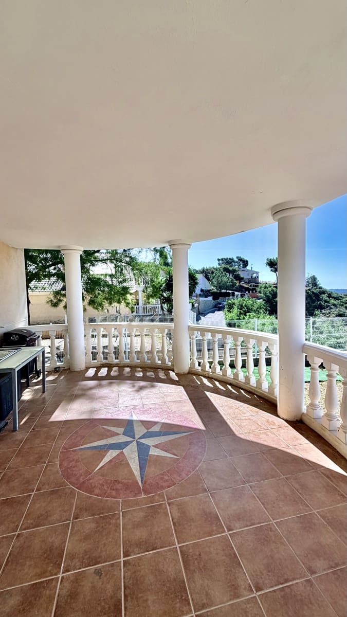 3 soveværelse Villa til salg i Torrent med swimmingpool - € 420.000 (Ref: 9915312)