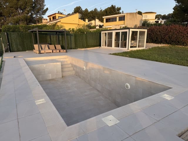 4 quarto Moradia para venda em Alberic com piscina garagem - 490 000 € (Ref: 9921834)