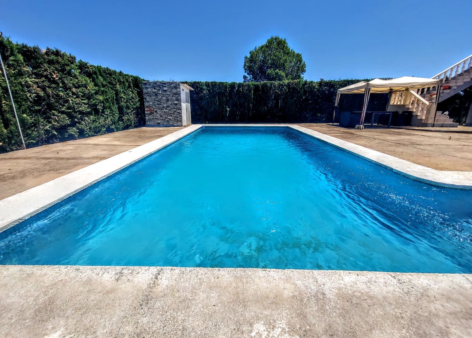 3 soveværelse Villa til salg i Montserrat med swimmingpool - € 159.000 (Ref: 9941790)