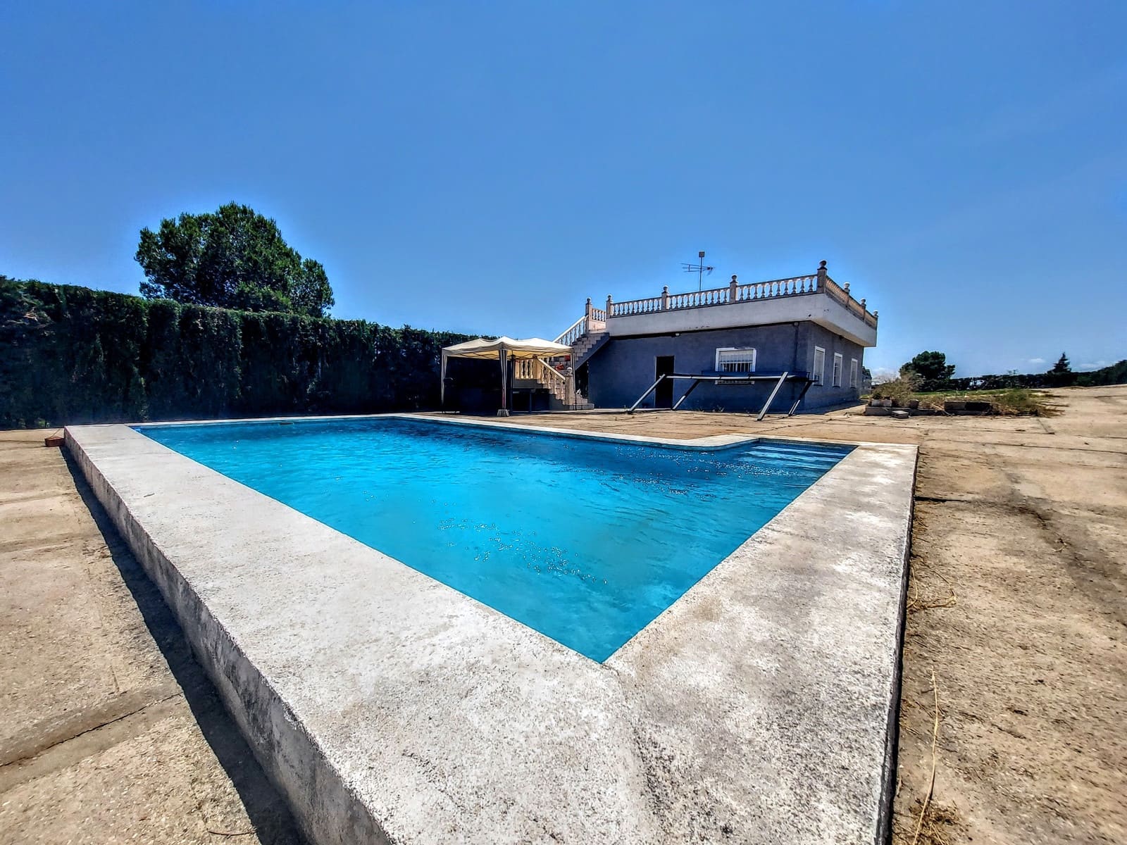 3 soveværelse Villa til salg i Montserrat med swimmingpool - € 159.000 (Ref: 9941790)
