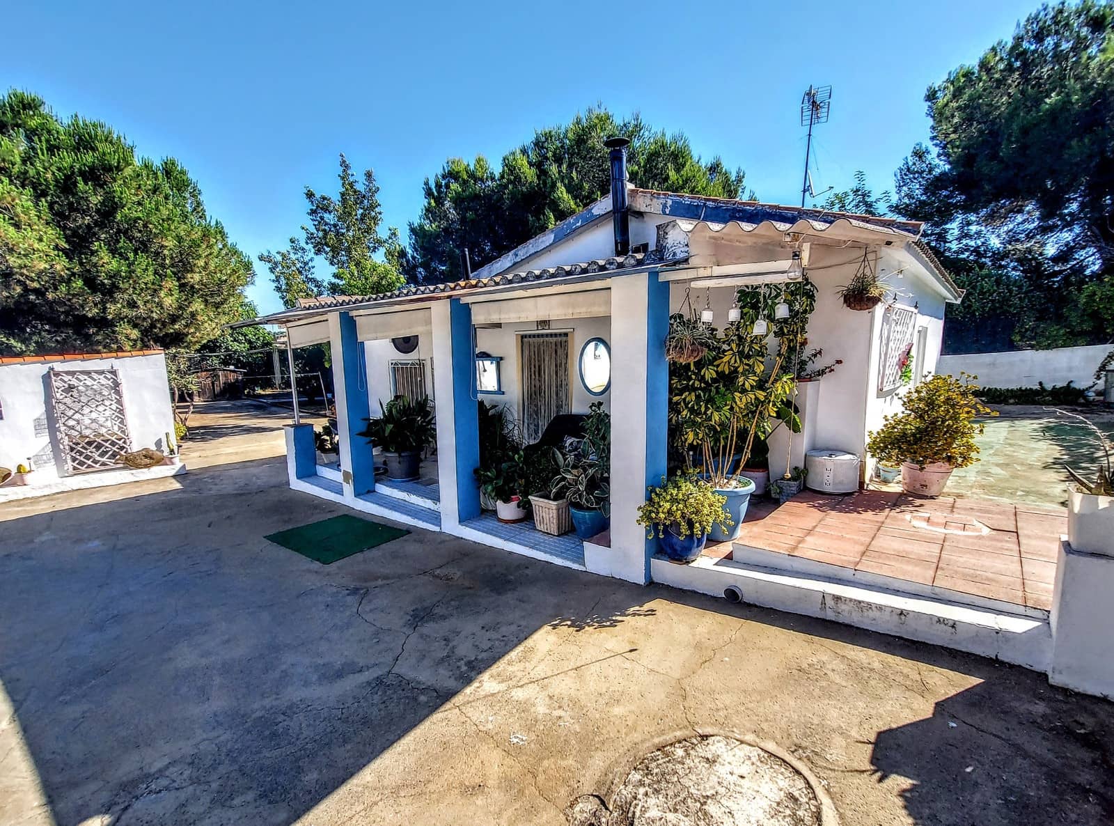 3 soveværelse Villa til salg i Montserrat med swimmingpool garage - € 189.000 (Ref: 9945307)