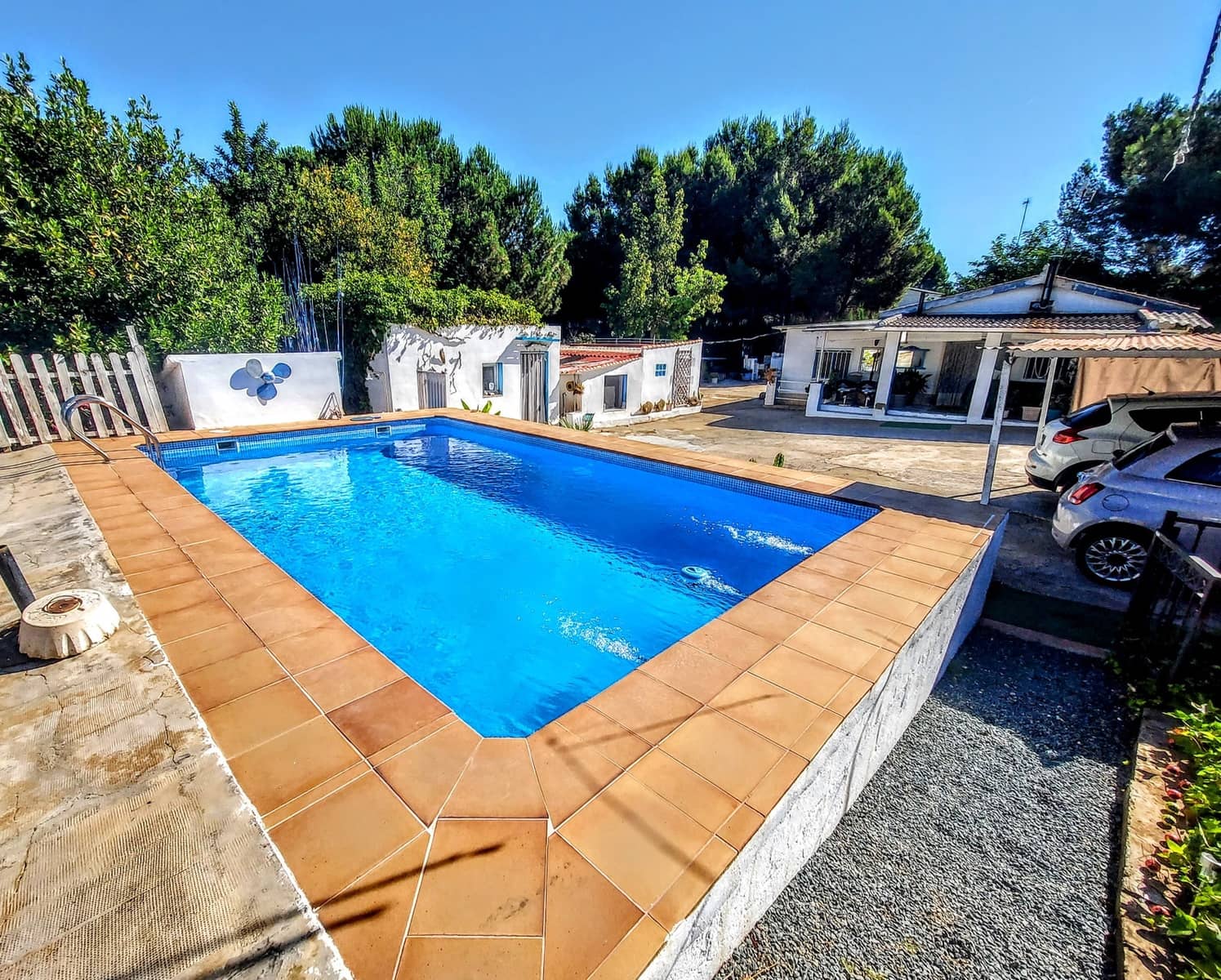 3 soveværelse Villa til salg i Montserrat med swimmingpool garage - € 189.000 (Ref: 9945307)