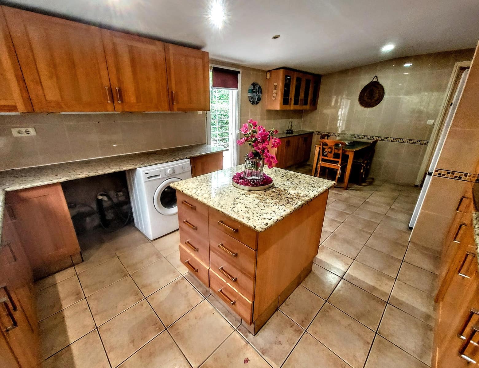 3 makuuhuone Huvila myytävänä paikassa Vilamarxant / Villamarchante mukana uima-altaan 
autotalli - 265 000 € (Ref: 9952007)