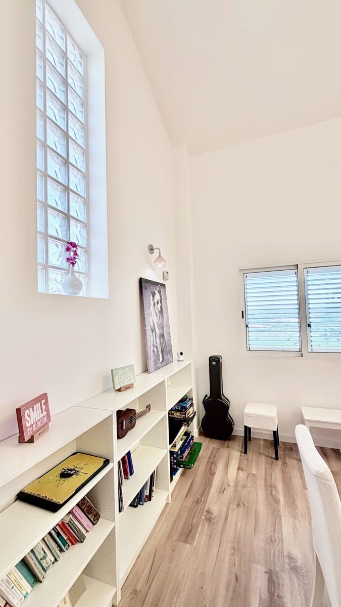 3 soverom Villa til salgs i Torrent med svømmebasseng garasje - € 579 000 (Ref: 9964790)