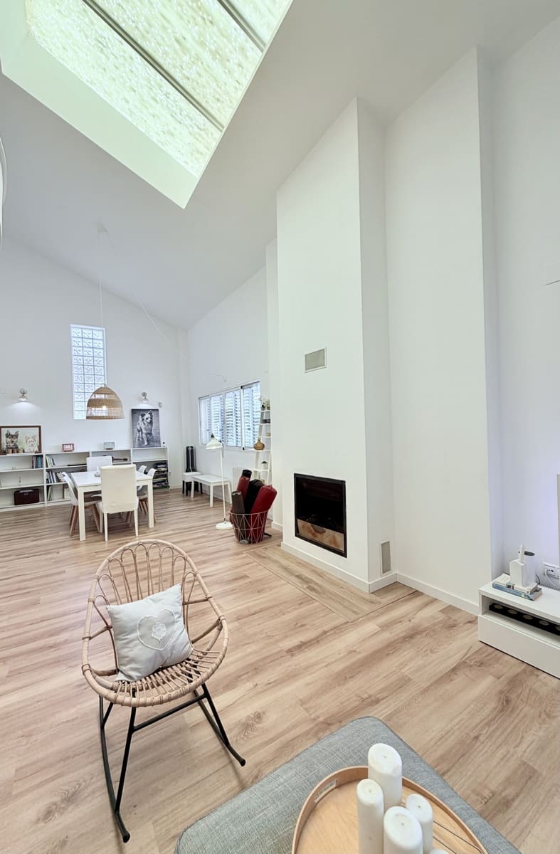 3 soverom Villa til salgs i Torrent med svømmebasseng garasje - € 579 000 (Ref: 9964790)