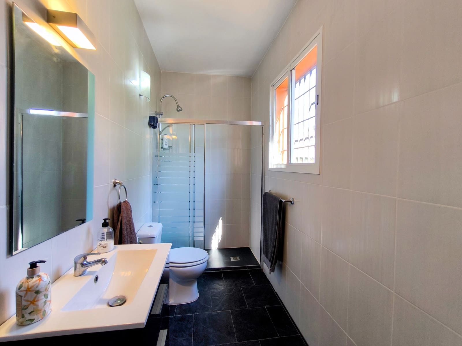4 soveværelse Villa til salg i Olocau med swimmingpool garage - € 389.000 (Ref: 9969283)