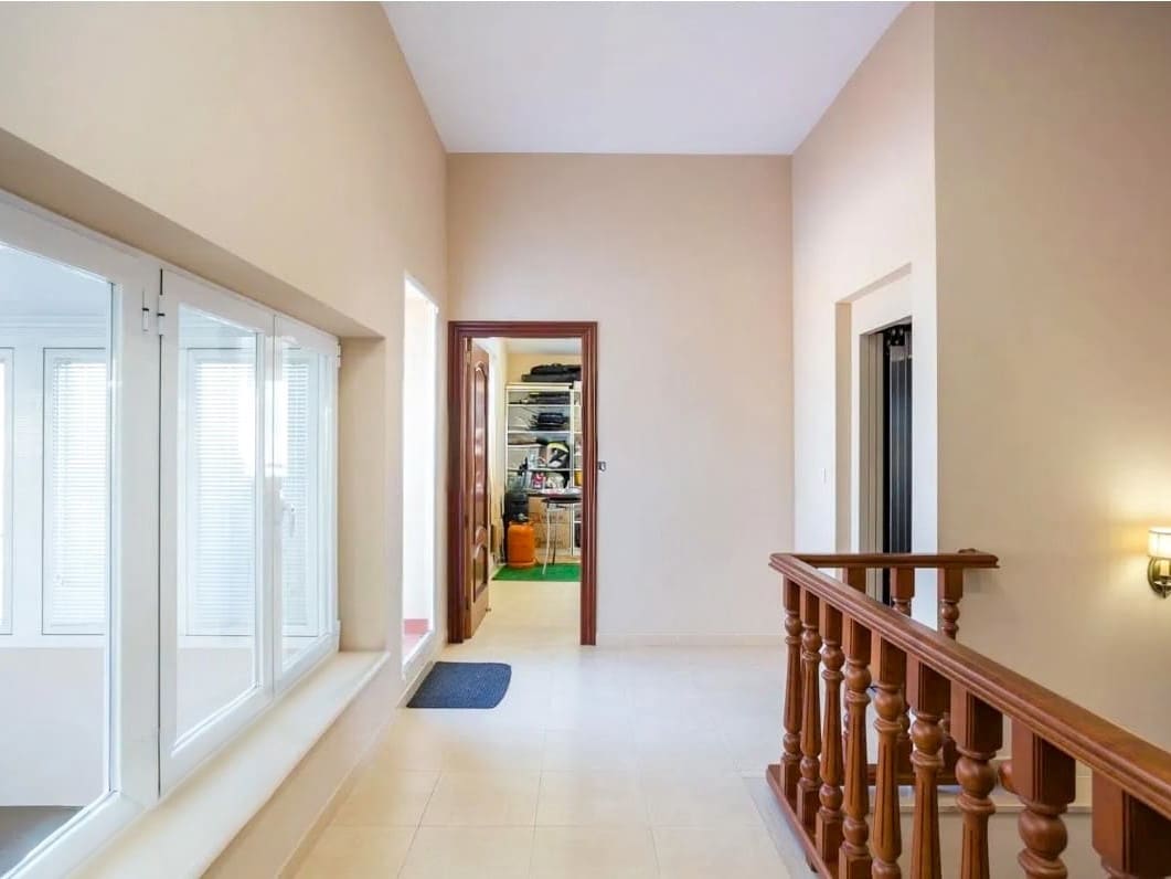 7 soverom Villa til salgs i Almoines med garasje - € 570 000 (Ref: 9974909)