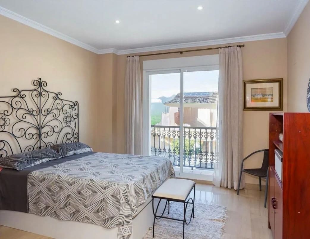 7 soverom Villa til salgs i Almoines med garasje - € 570 000 (Ref: 9974909)