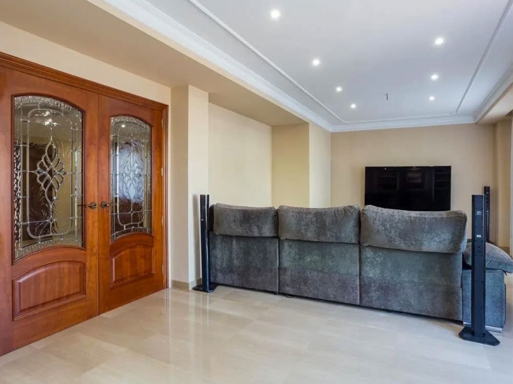 7 soverom Villa til salgs i Almoines med garasje - € 570 000 (Ref: 9974909)