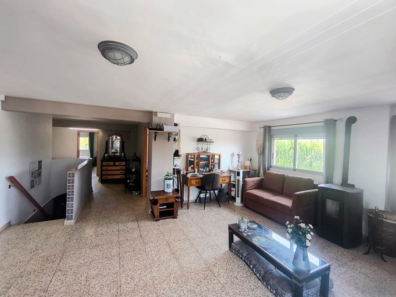 6 soveværelse Villa til salg i Ontinyent med swimmingpool garage - € 349.000 (Ref: 9981847)