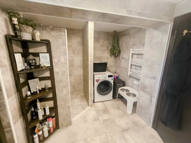 6 soveværelse Villa til salg i Ontinyent med swimmingpool garage - € 349.000 (Ref: 9981847)