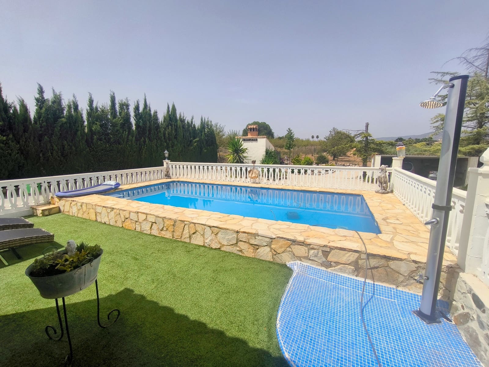 6 soveværelse Villa til salg i Ontinyent med swimmingpool garage - € 349.000 (Ref: 9981847)