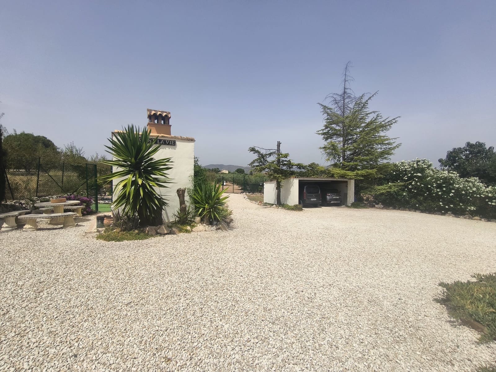 6 soveværelse Villa til salg i Ontinyent med swimmingpool garage - € 349.000 (Ref: 9981847)