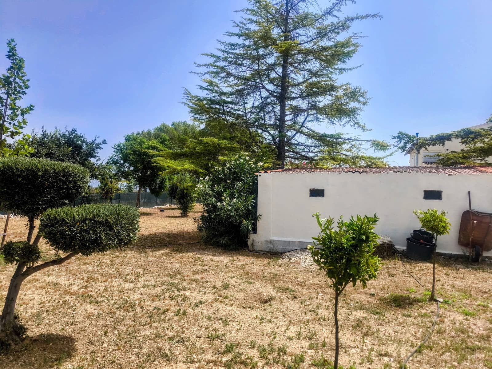 6 soveværelse Villa til salg i Ontinyent med swimmingpool garage - € 349.000 (Ref: 9981847)
