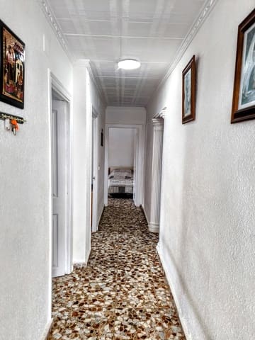 4 quarto Moradia para venda em Pedralba com piscina garagem - 215 000 € (Ref: 9981848)