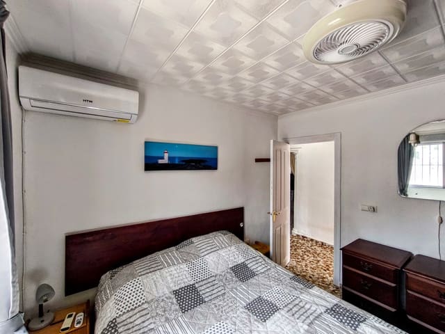 4 quarto Moradia para venda em Pedralba com piscina garagem - 215 000 € (Ref: 9981848)
