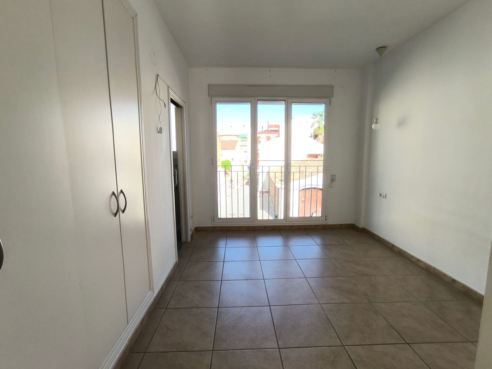 4 soveværelse Byhus til salg i Valencia by med garage - € 655.000 (Ref: 9981849)