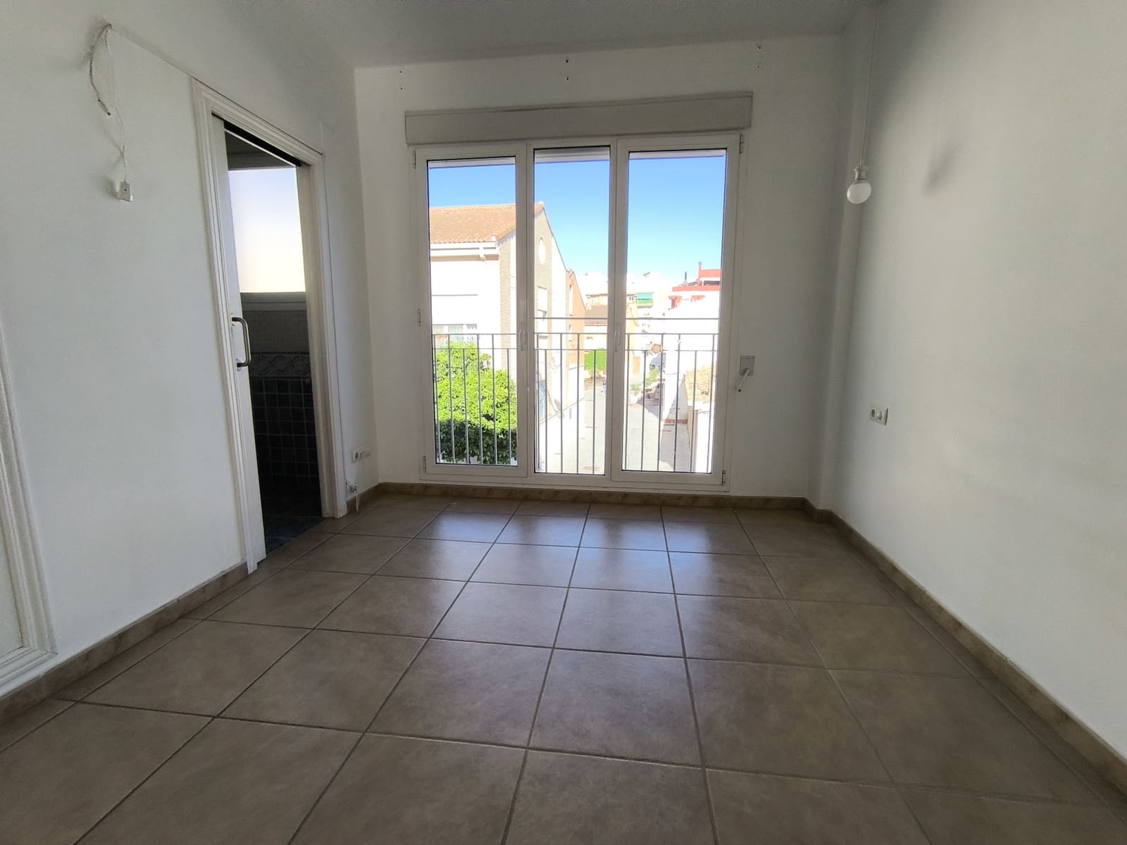 4 soveværelse Byhus til salg i Valencia by med garage - € 655.000 (Ref: 9981849)