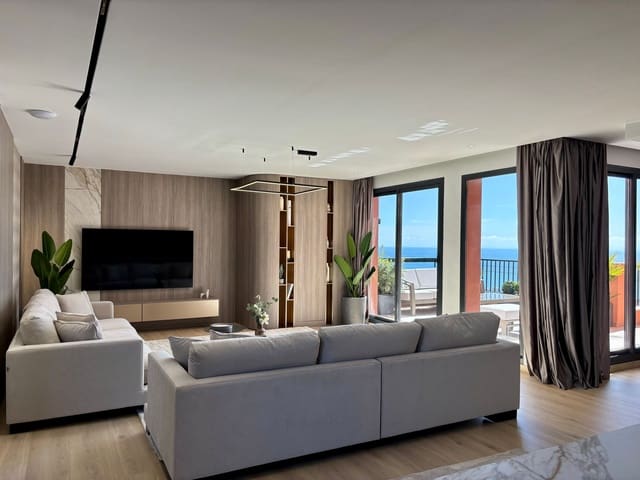 3 soverom Leilighet til salgs i Calahonda, Mijas med svømmebasseng garasje - € 895 000 (Ref: 10000923)