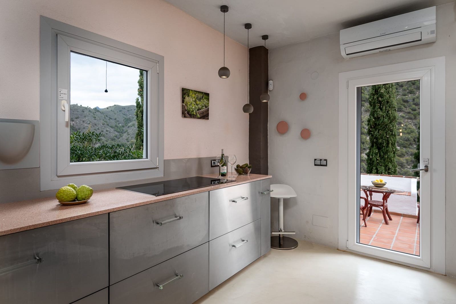 Casa en Frigiliana en venta con piscina - 595.000 € (Ref: 10004494)