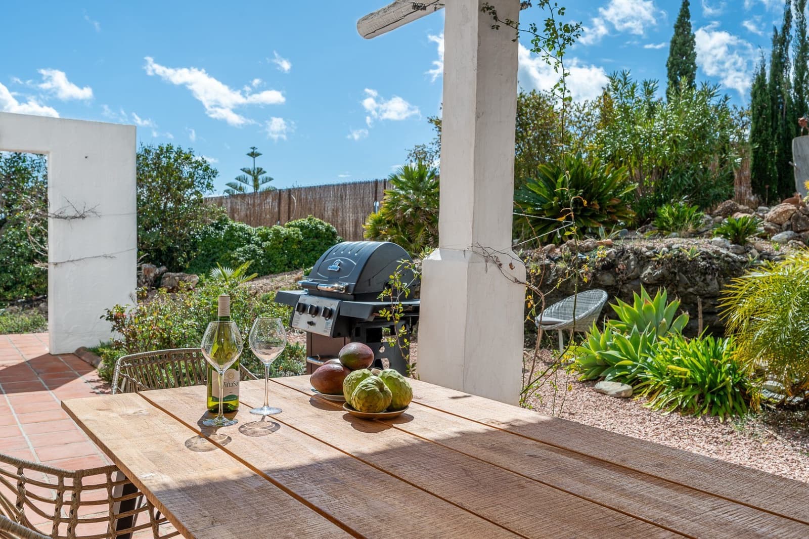 Casa en Frigiliana en venta con piscina - 595.000 € (Ref: 10004494)