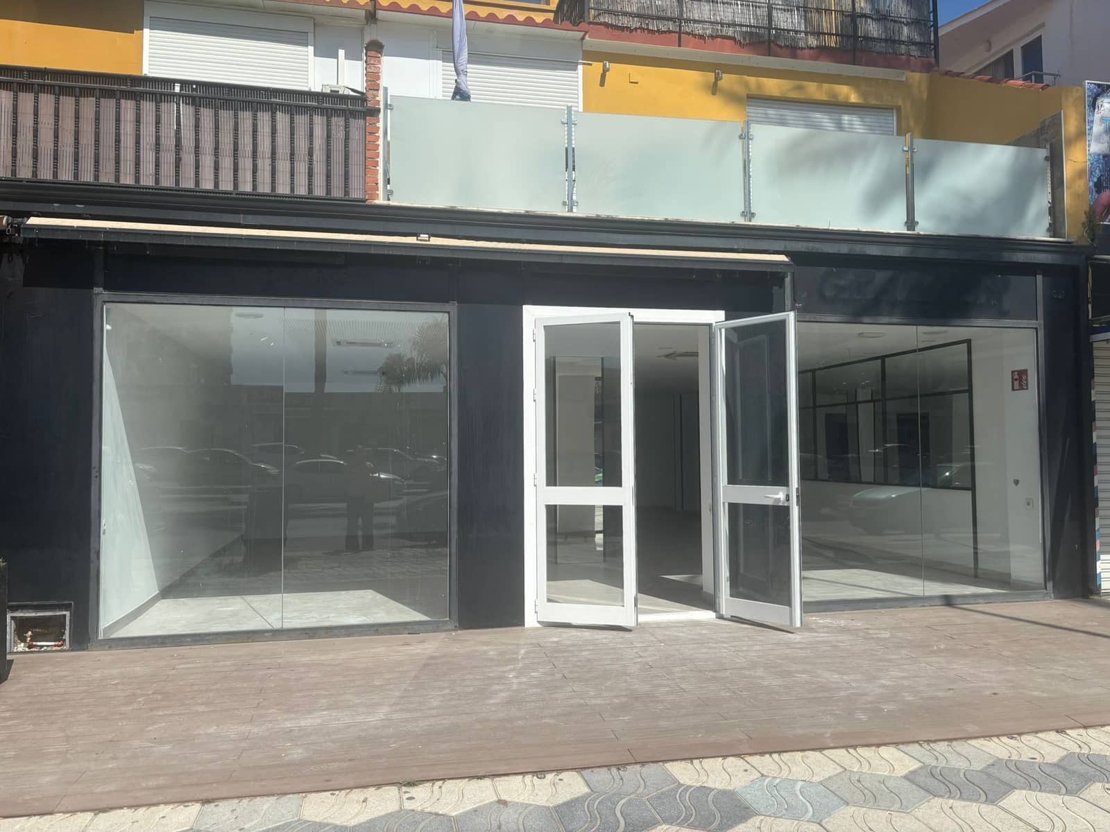 Commercial for sale in Benalmadena - € 630,000 (Ref: 10004639)