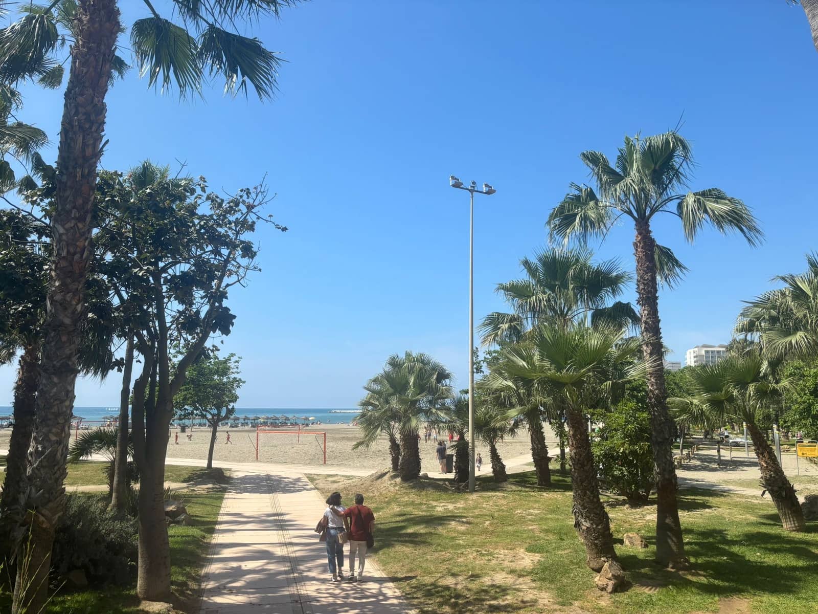 Commercial for sale in Benalmadena - € 630,000 (Ref: 10004639)
