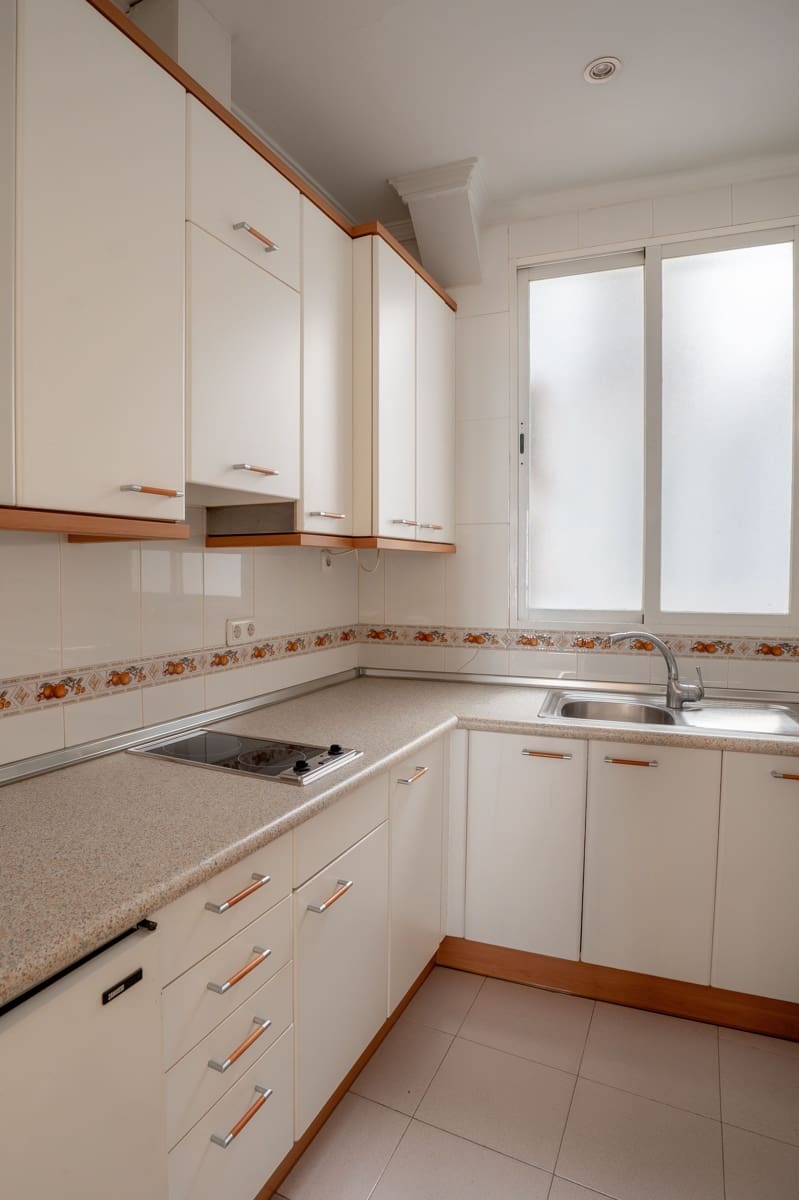 Ufficio da affittare in Malaga citta - 2.000 € (Rif: 10006734)